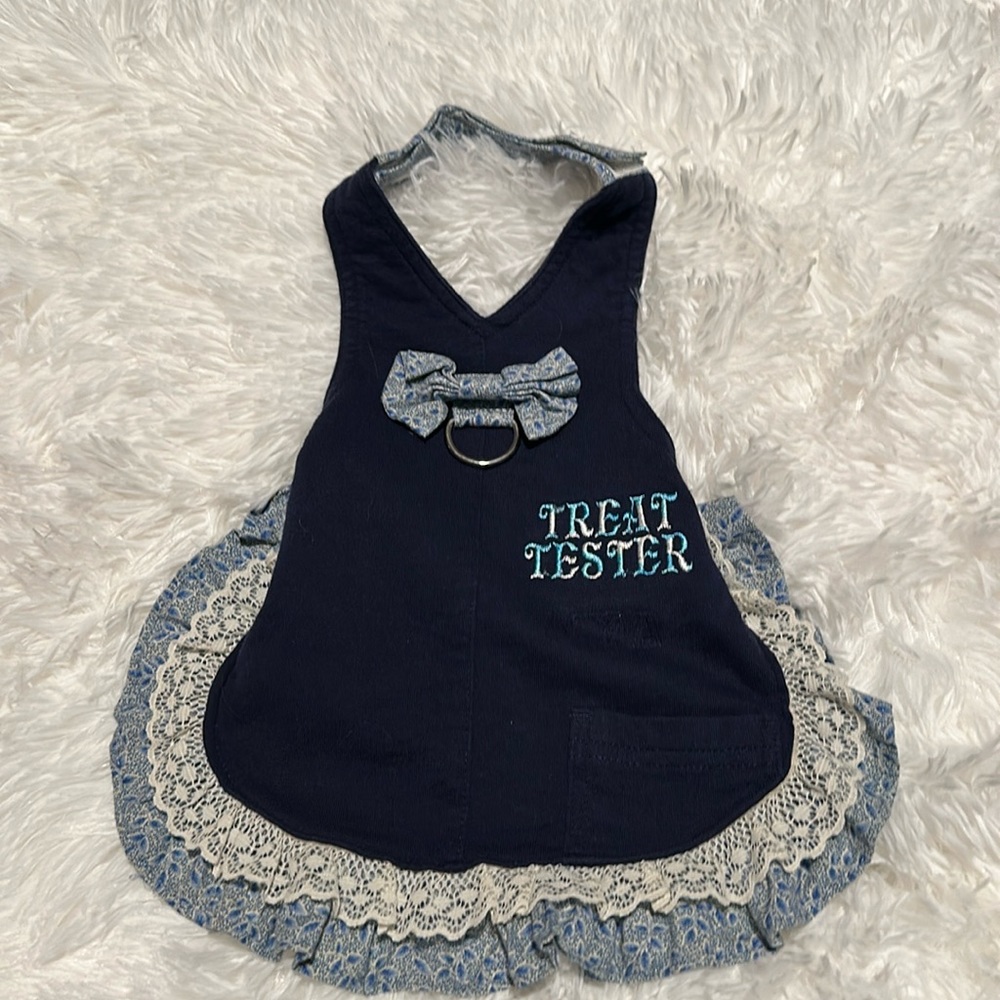Dress custom